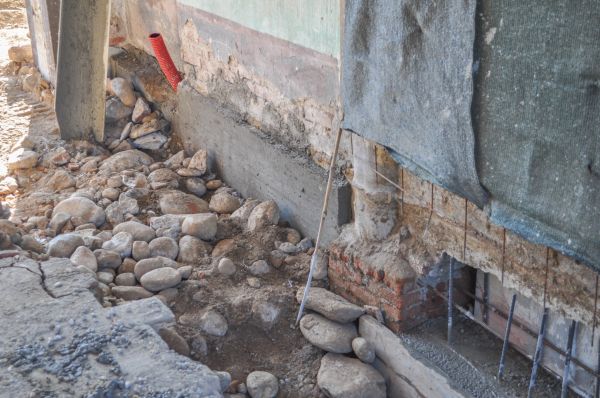 Structural Underpinning in Georgetown
